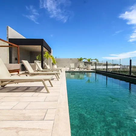 Best Location Luxury Studio With Rooftop Pool And Onsite Amenities