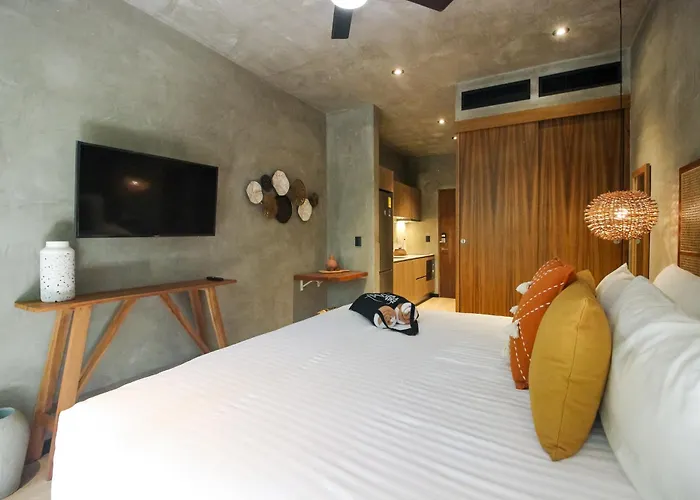 Luxury With Rooftop Pool And Gym In Location Apartamento